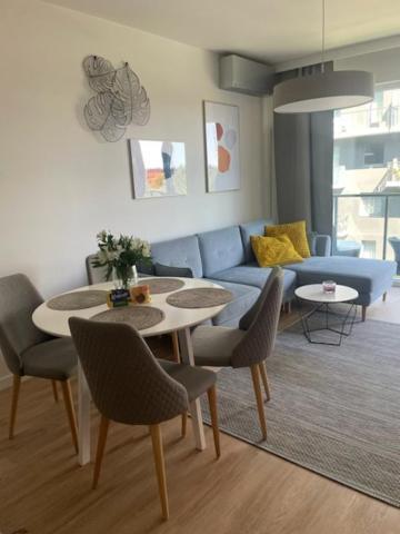 Apartament Mieszczanski Klima-Parkigfree2X-Netflix-Youtube Wrocław Exteriör bild